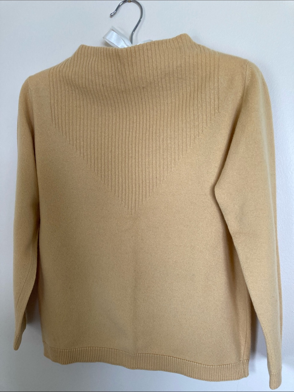 1950s Rib-V Mock Neck Sweater in Camel